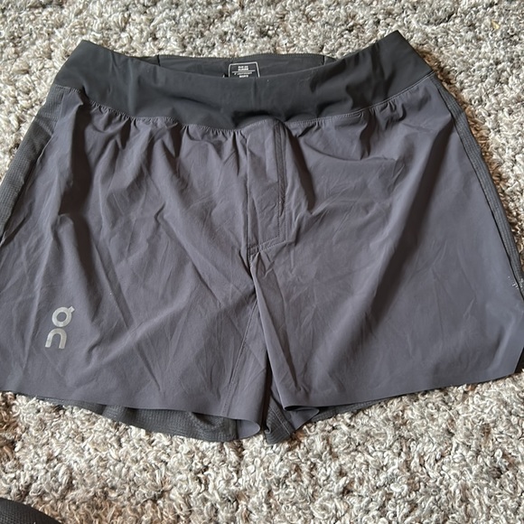 Perfect On Running 5" Lightweight Short in Black Mens size M - Picture 10 of 16